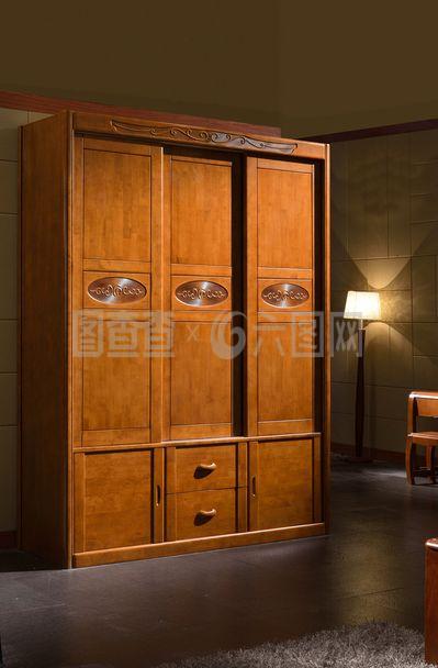 實木衣柜圖片